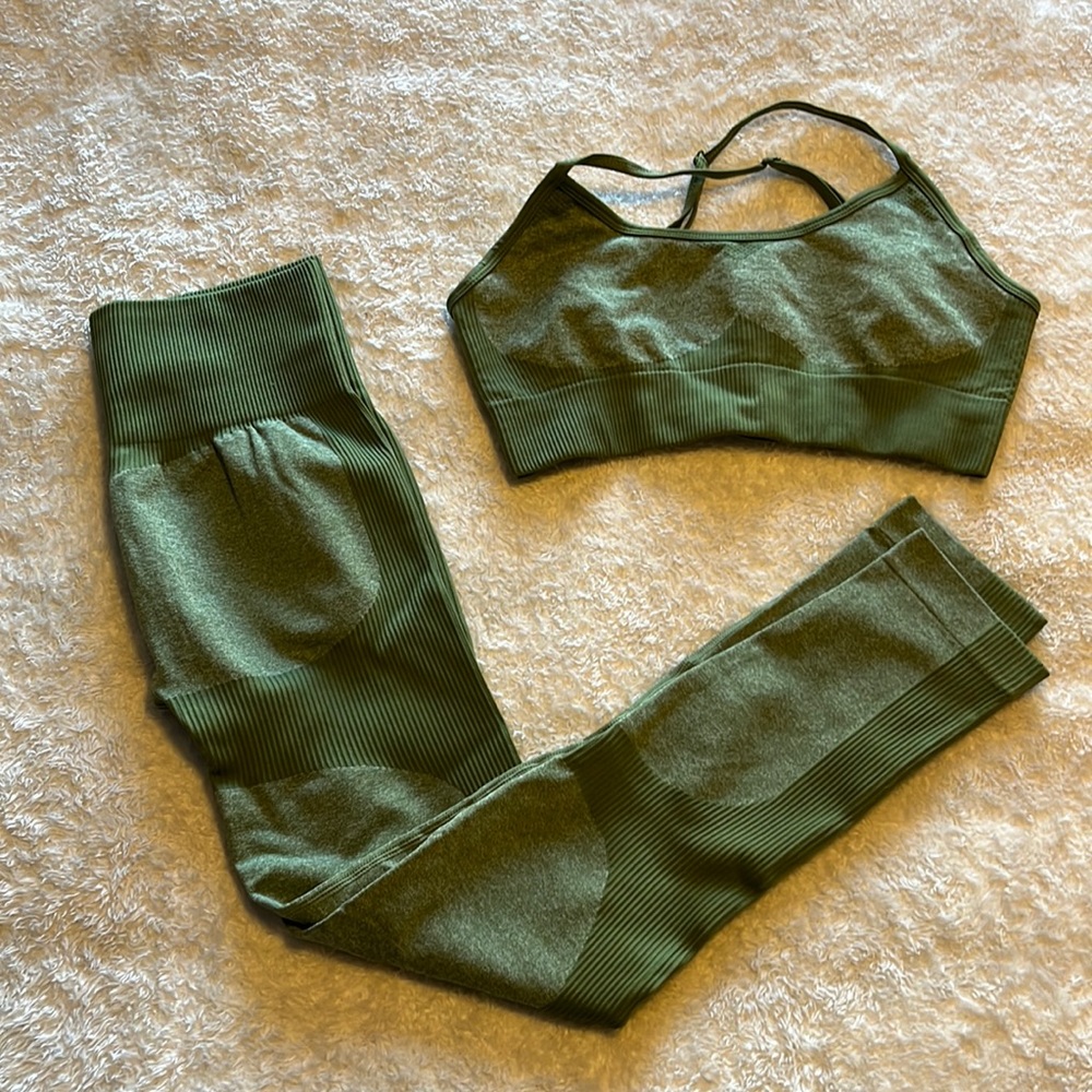 Athletic set. Size S